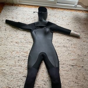 Kassia Wetsuit- LaLuna collection Sz. 6 Womens